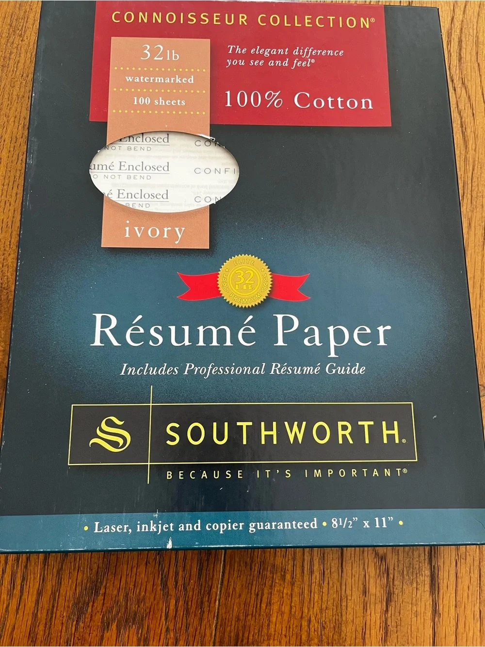 Ivory Résumé Paper - 32 lb, 100% Cotton